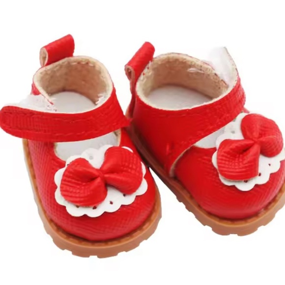 Doll and Red Shoes!👠 super cute!! - Picture 6 of 6